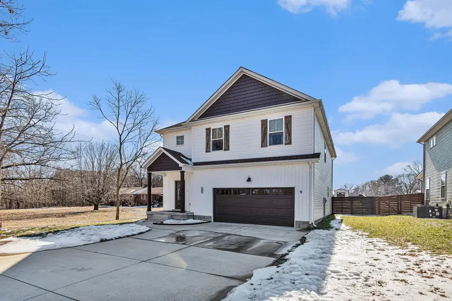 580 Lafayette Rd, Clarksville, TN 37042 - Image #2