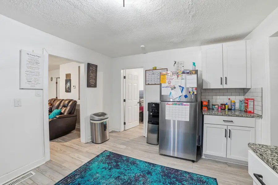 1112 Hyman St, Clarksville, TN 37040 - #3