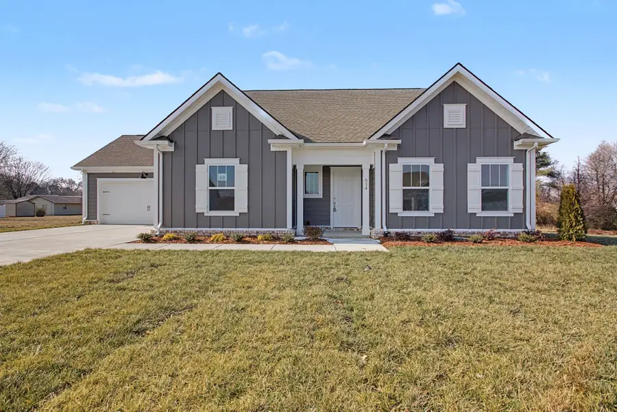 614 Brookside Dr, Mount Pleasant, TN 38474 - #2