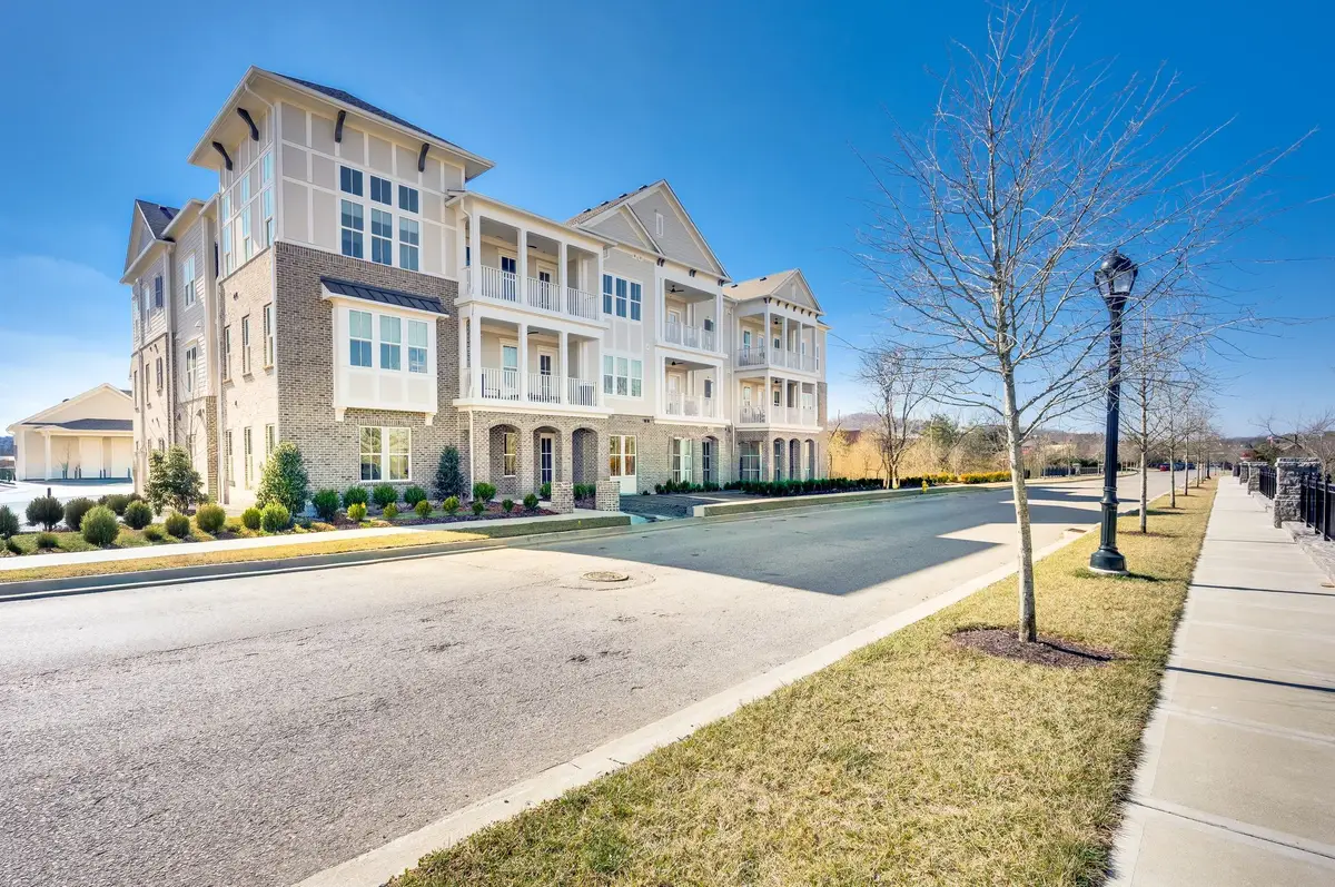 6037 Whitman Rd, Franklin, TN 37064 - #1