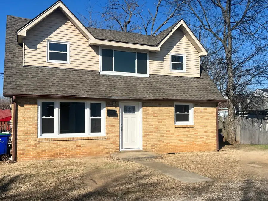 108 Akin Ave, Franklin, KY 42134 - #2