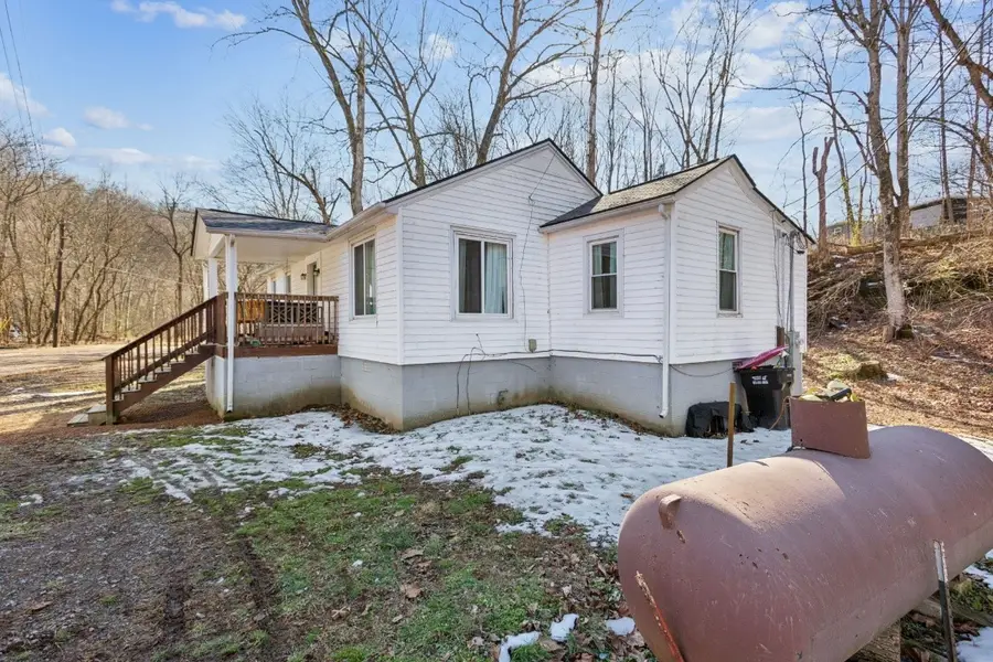 1099 Henley Rd, Ashland City, TN 37015 - #3