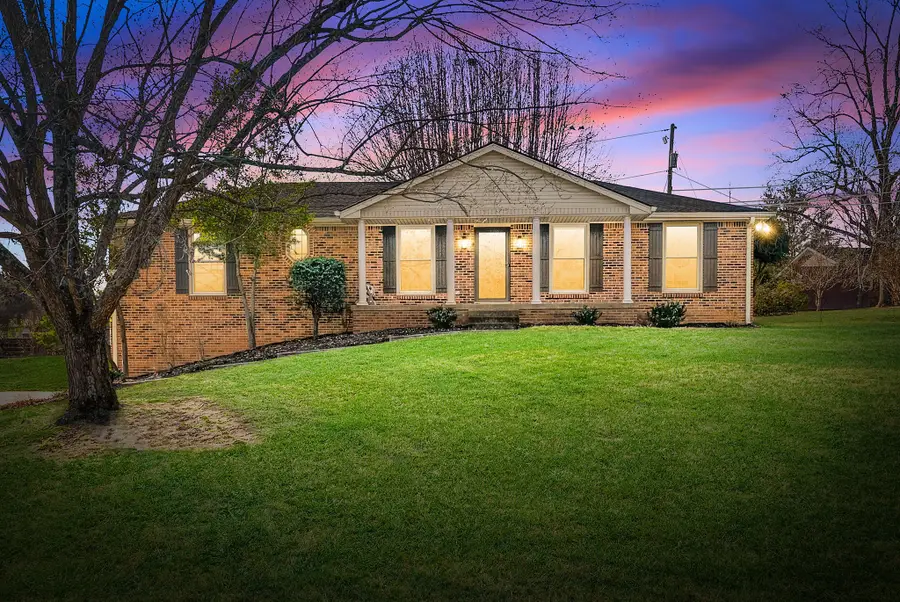 424 Rivermont Dr, Clarksville, TN 37043 - Image #3