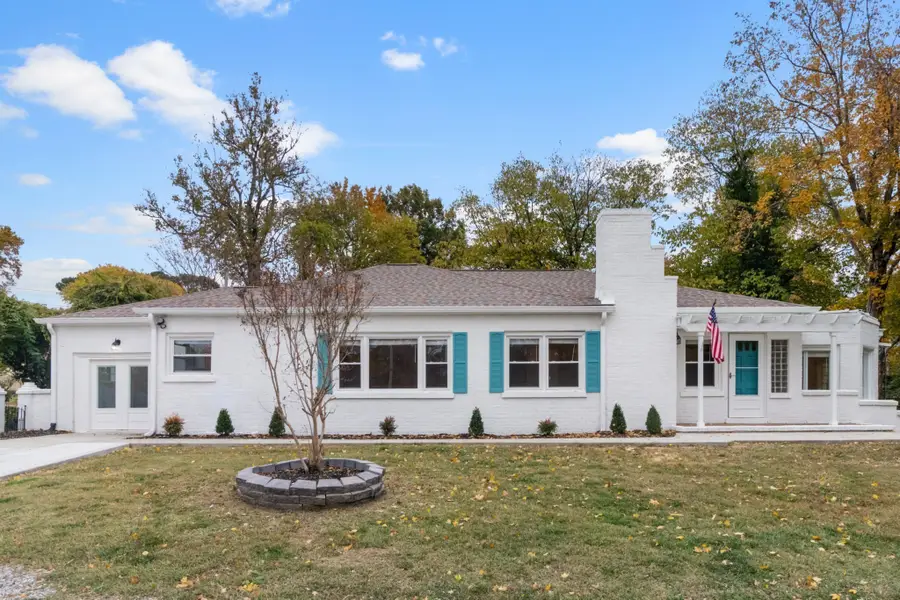 1215 Trotwood Ave, Columbia, TN 38401 - #2