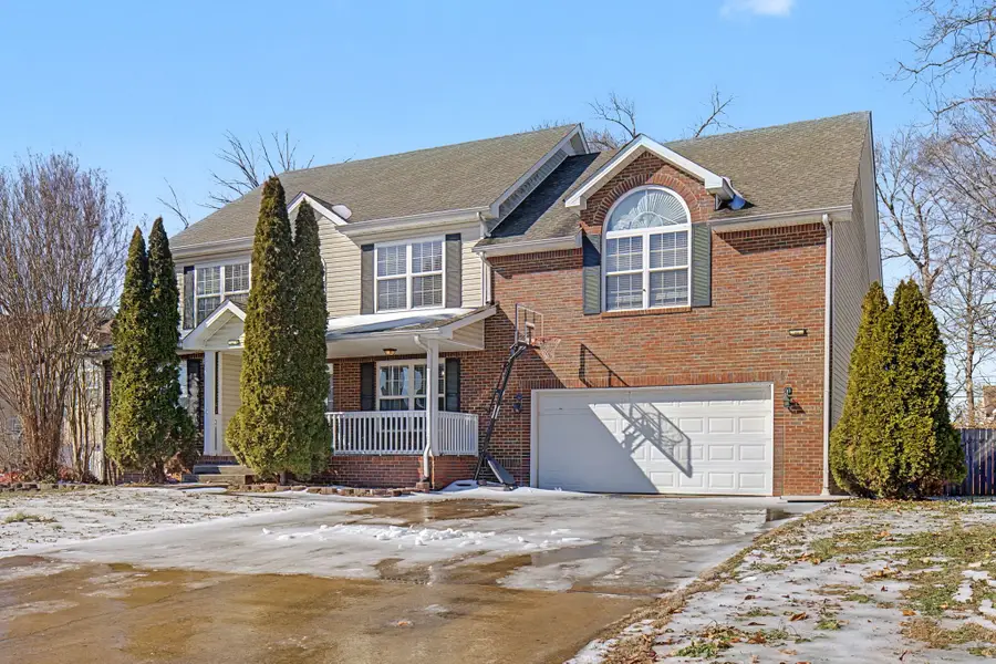 2489 Hattington Dr, Clarksville, TN 37042 - Image #2