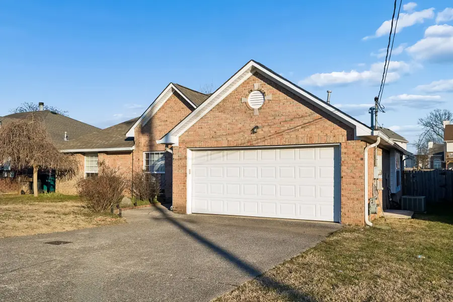 6112 Firelight Trl, Antioch, TN 37013 - #2