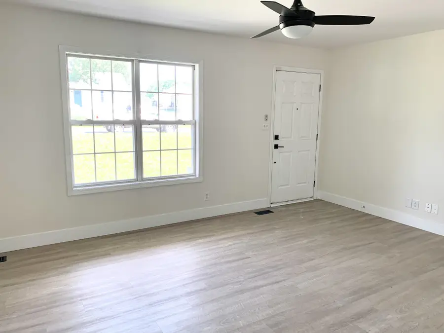 157 Monarch Ln, Clarksville, TN 37042 - #2