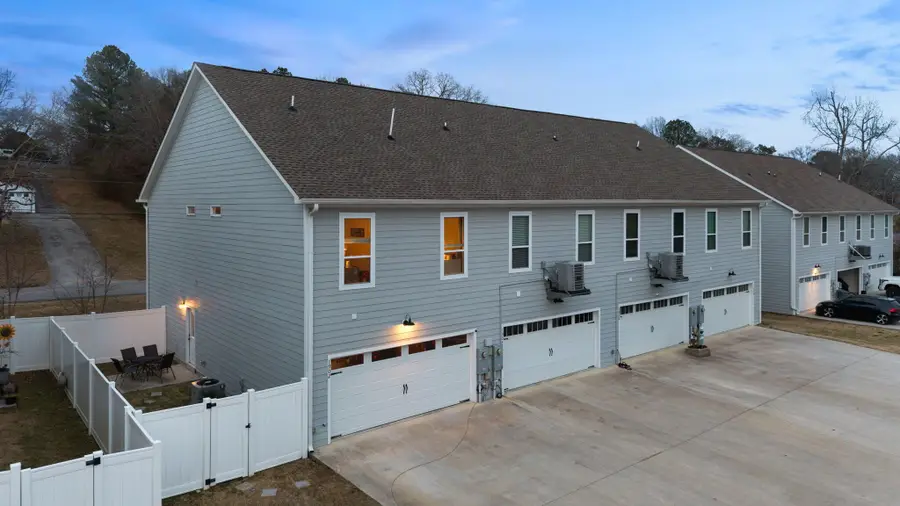 1902 Young Road Se, Cleveland, TN 37323 - #2