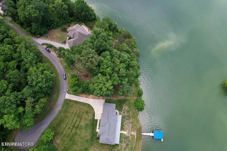 1147 Lakefront Pl., White Pine, TN 37890 - #3