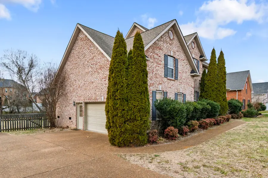 2799 New Port Royal Rd, Thompsons Station, TN 37179 - #2