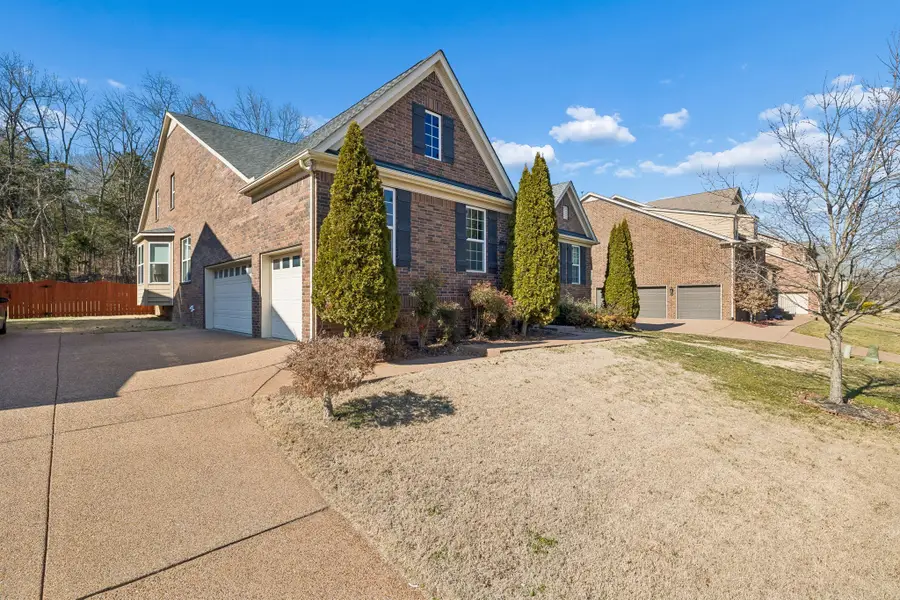 1036 Kelsey Glen Dr, Mount Juliet, TN 37122 - #2