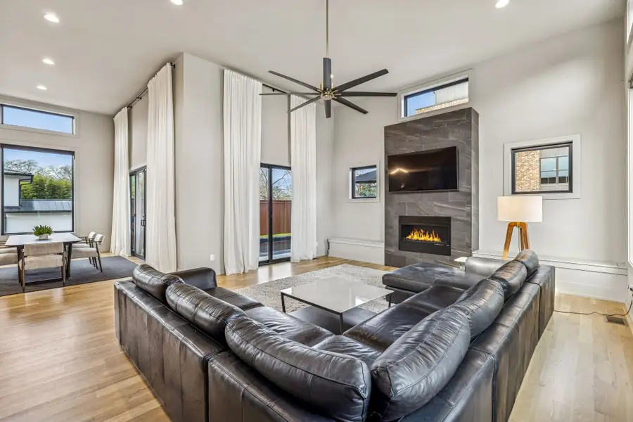 1700 Bernard Ave, Nashville, TN 37212 - #3