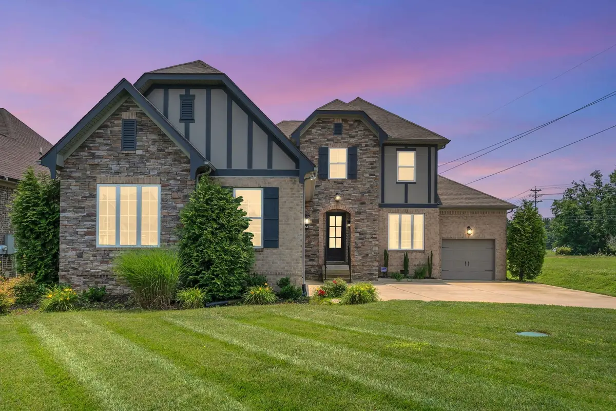 7121 Springwater St, Smyrna, TN 37167 - #1