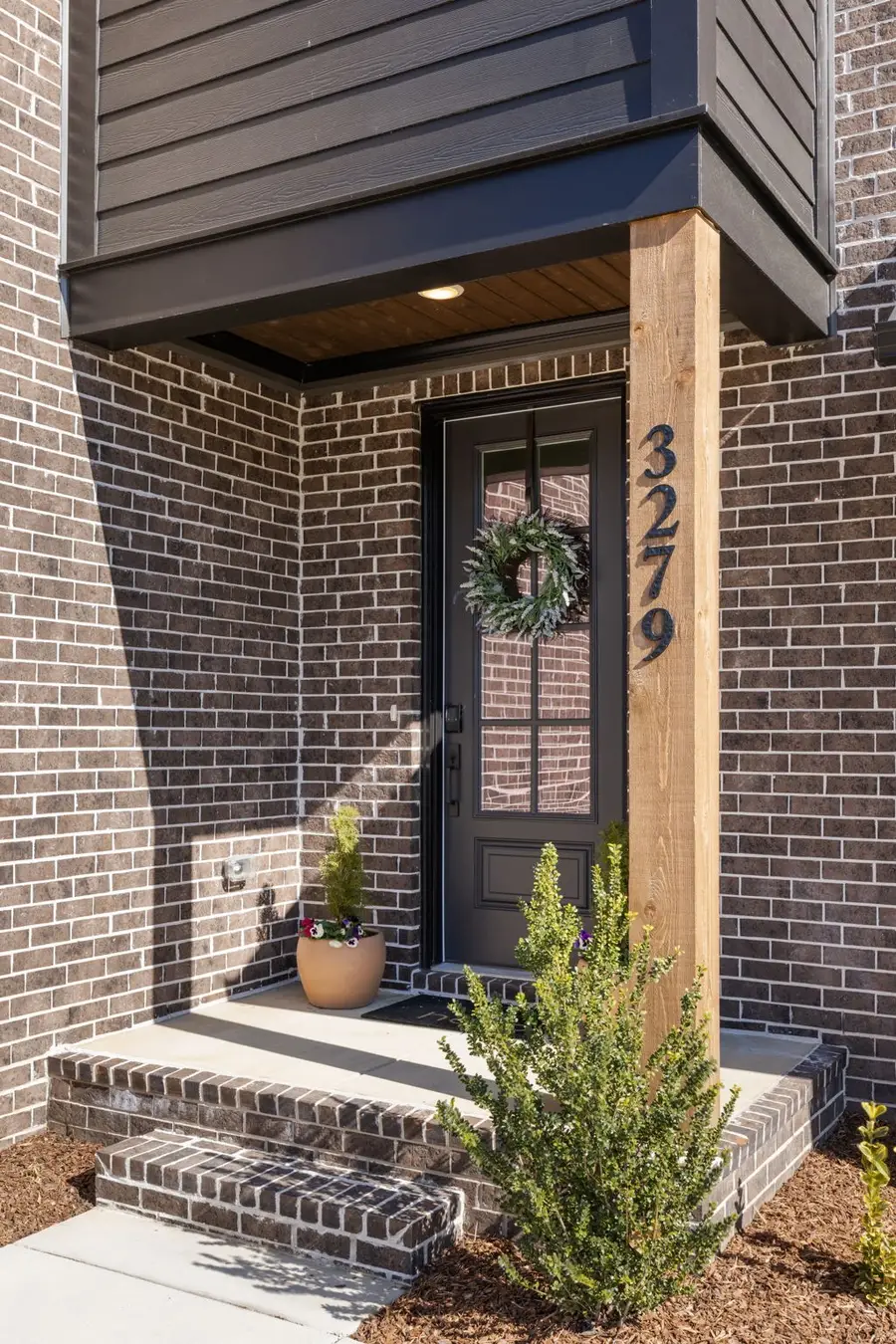 3279 Sassafras Ln, Thompsons Station, TN 37179 - #3