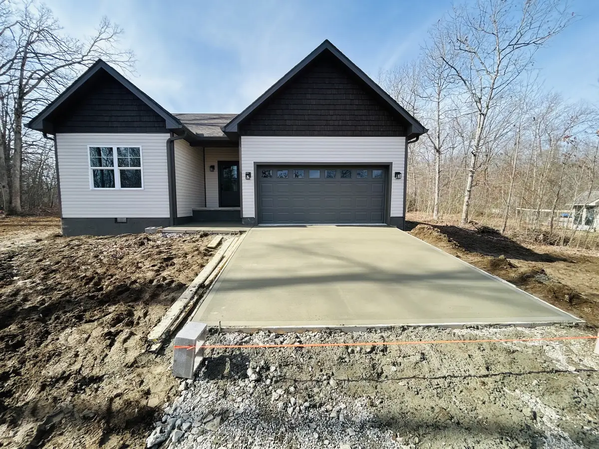 304 Georgee Rd, Jamestown, TN 38556 - #1