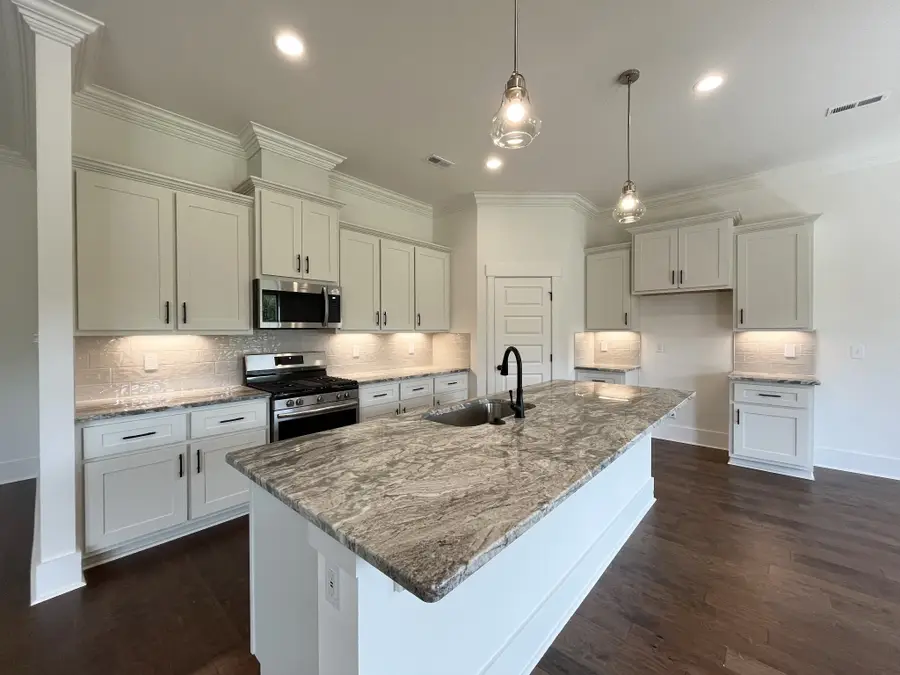 8685 Turnbull Dr, Pleasant View, TN 37146 - Image #3