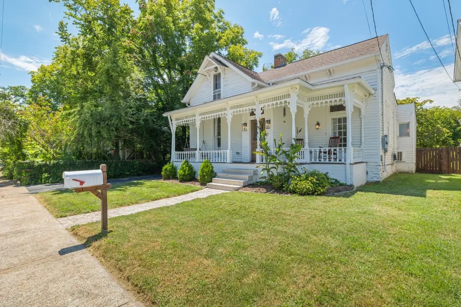 1012 S High St, Columbia, TN 38401 - #2