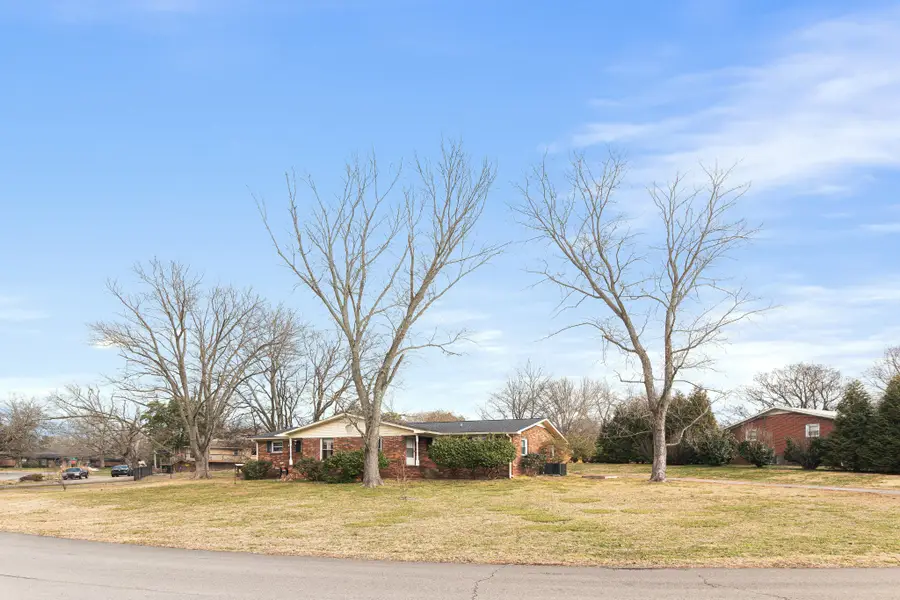 407 Winfrey Dr, Murfreesboro, TN 37130 - #3