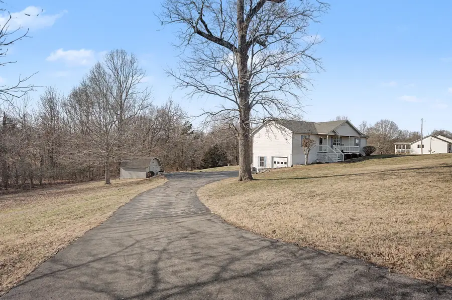 2323 Beasley Ln, Columbia, TN 38401 - #3