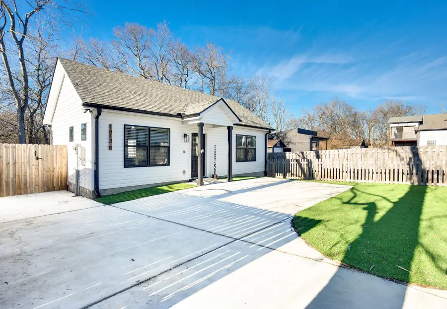 1813B Ashton Ave, Nashville, TN 37218 - #2