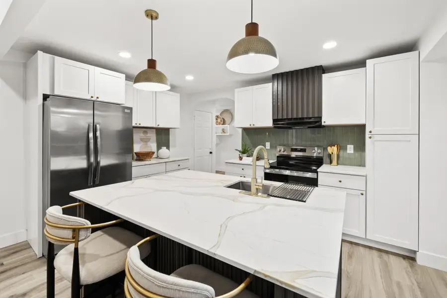 102 Cloverdale Ct, Hendersonville, TN 37075 - #3