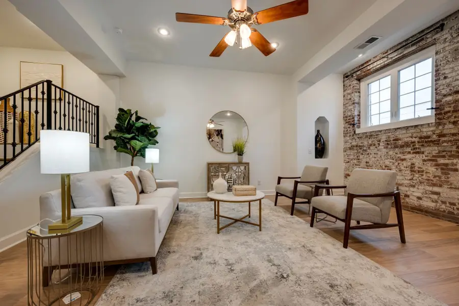 202A West College Street #4, Dickson, TN 37055 - #2