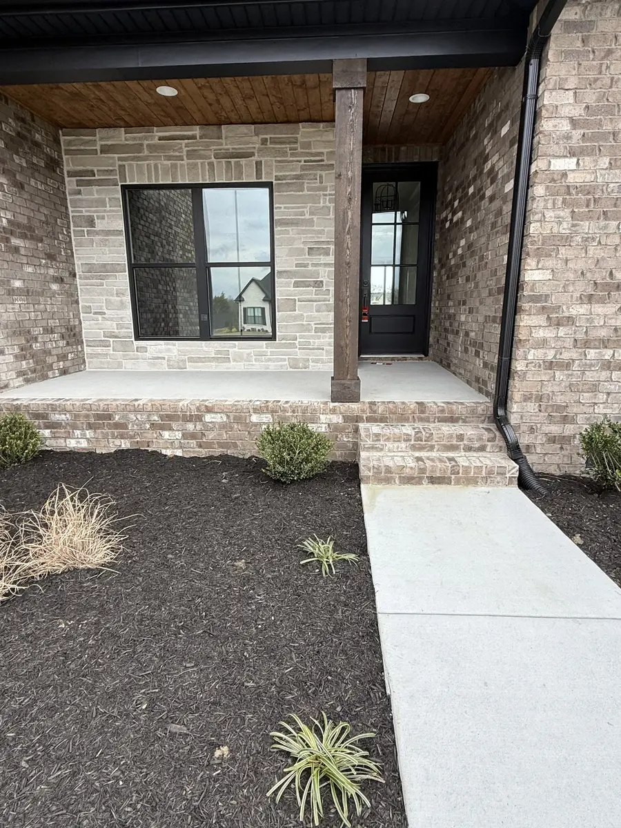 2631 Holly Springs Dr, Murfreesboro, TN 37128 - #2