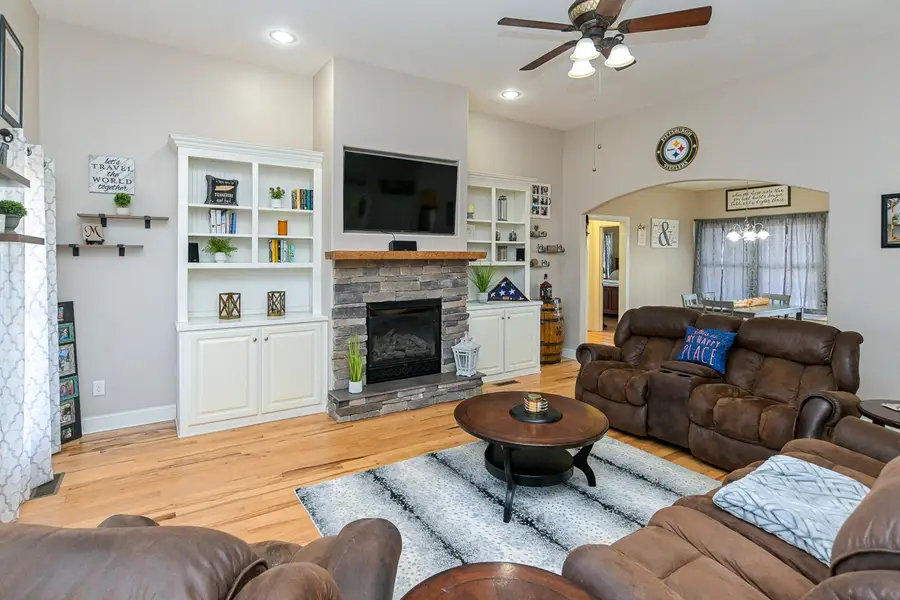 182 Old Camargo Rd, Fayetteville, TN 37334 - #2