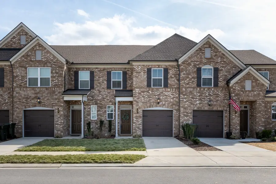 339 Cheval Dr, Gallatin, TN 37066 - #2