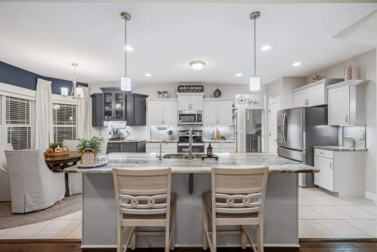 1091 Chagford Dr, Clarksville, TN 37043 - #1