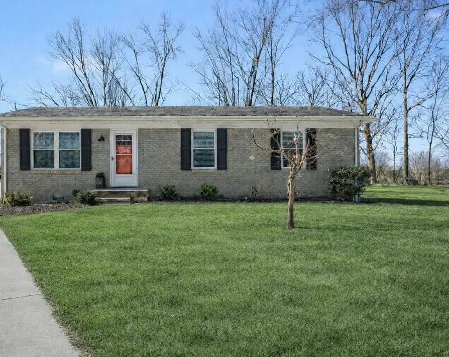 112 Valleywood Ct, Dickson, TN 37055 - #1