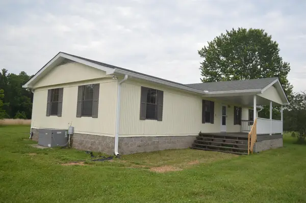 1894 Mosley Ferry Rd, Chapmansboro, TN 37035