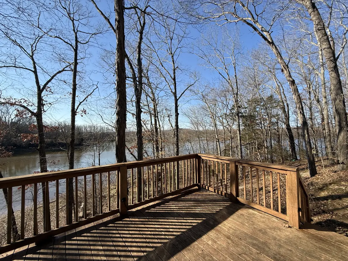 205 Lewis Cir, Dover, TN 37058 - #1