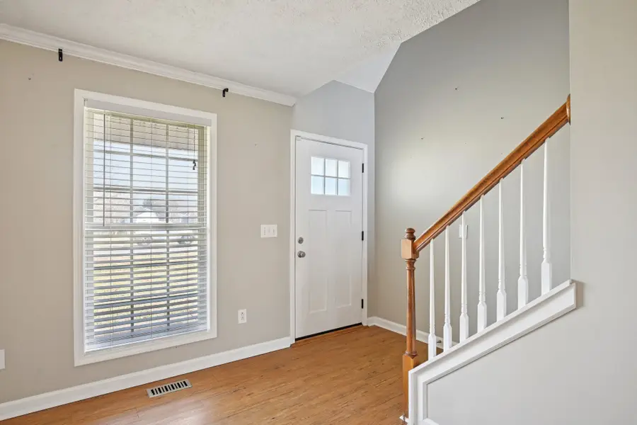 905 Hogan Dr, Murfreesboro, TN 37128 - #3