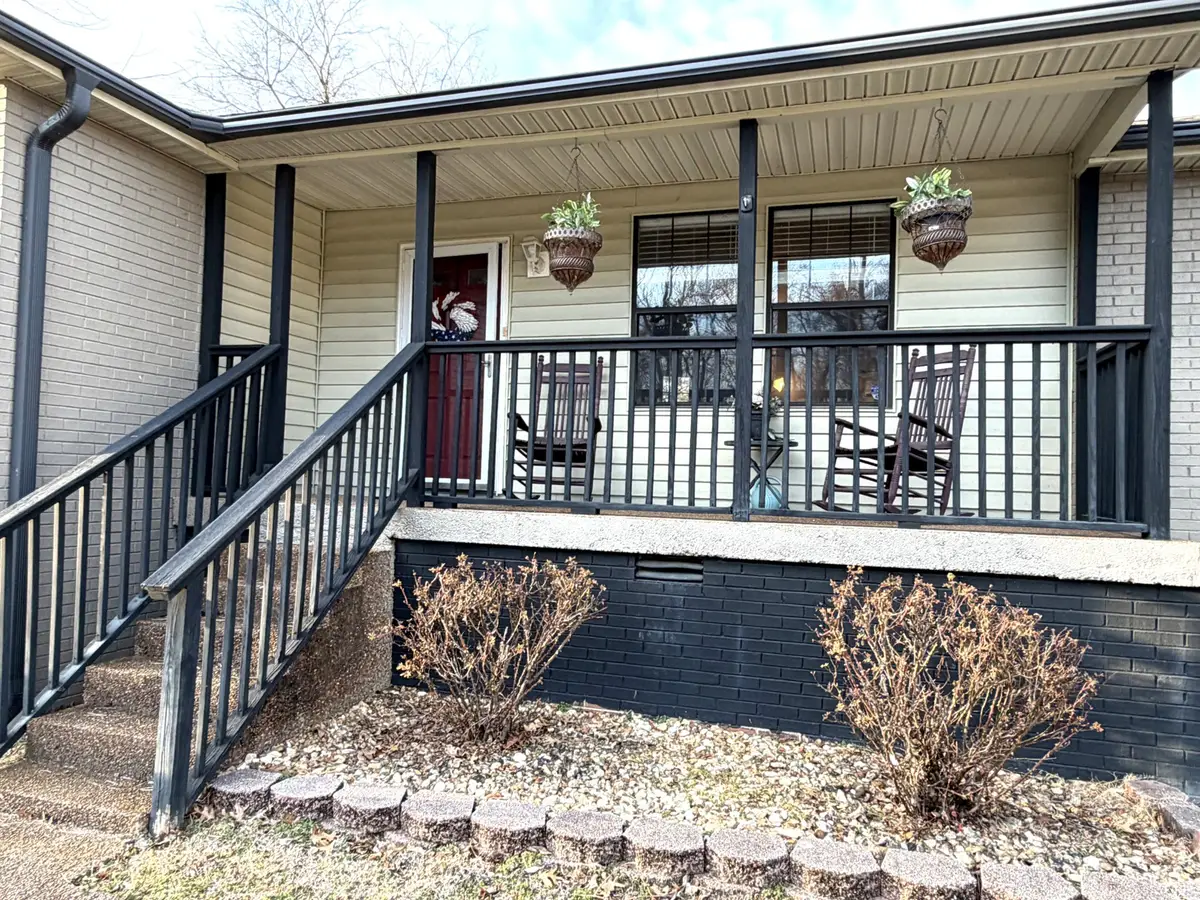 2529 Mcginnis Dr, Nashville, TN 37216 - #1