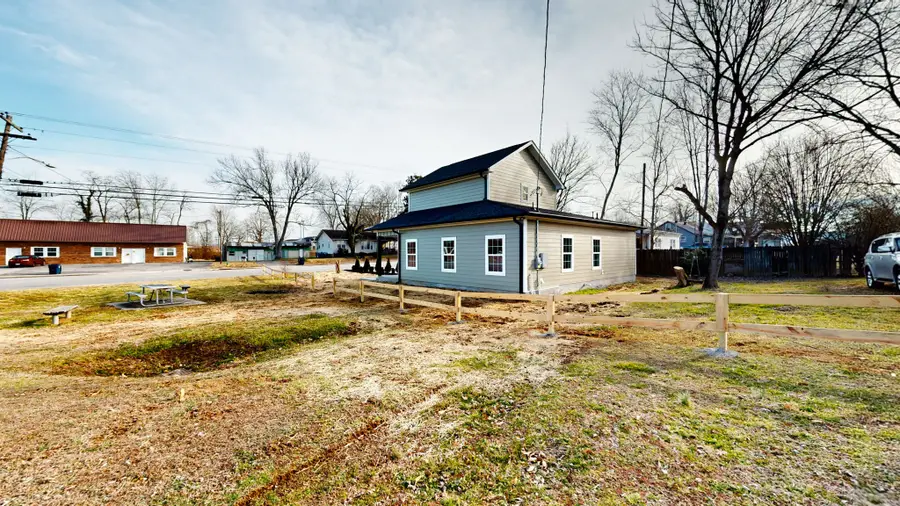 613 Short Mt St, Smithville, TN 37166 - #2