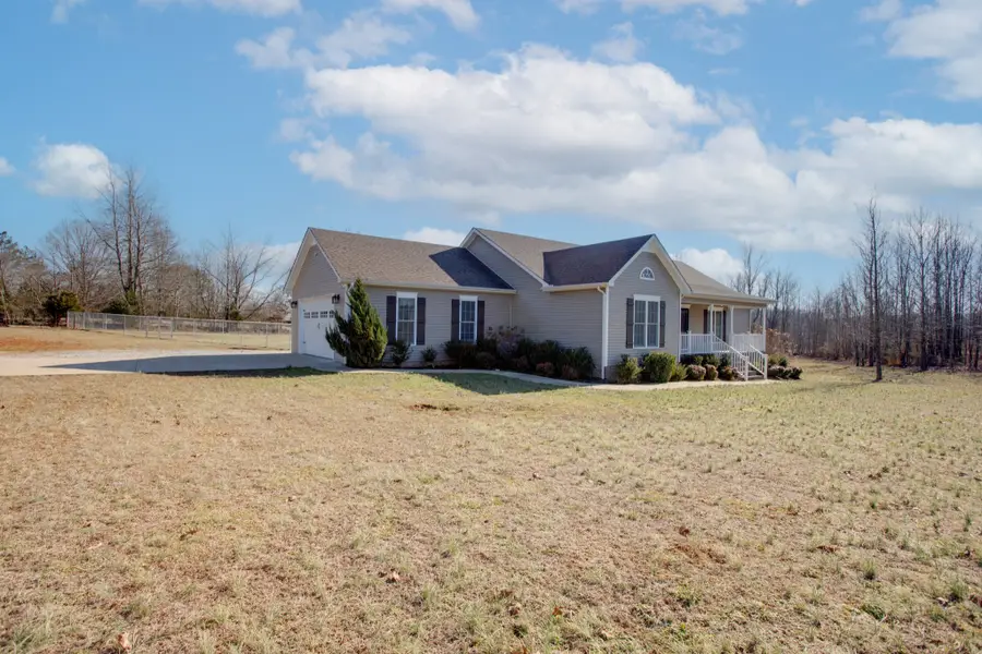 863 Presley Cir, Mount Pleasant, TN 38474 - #2