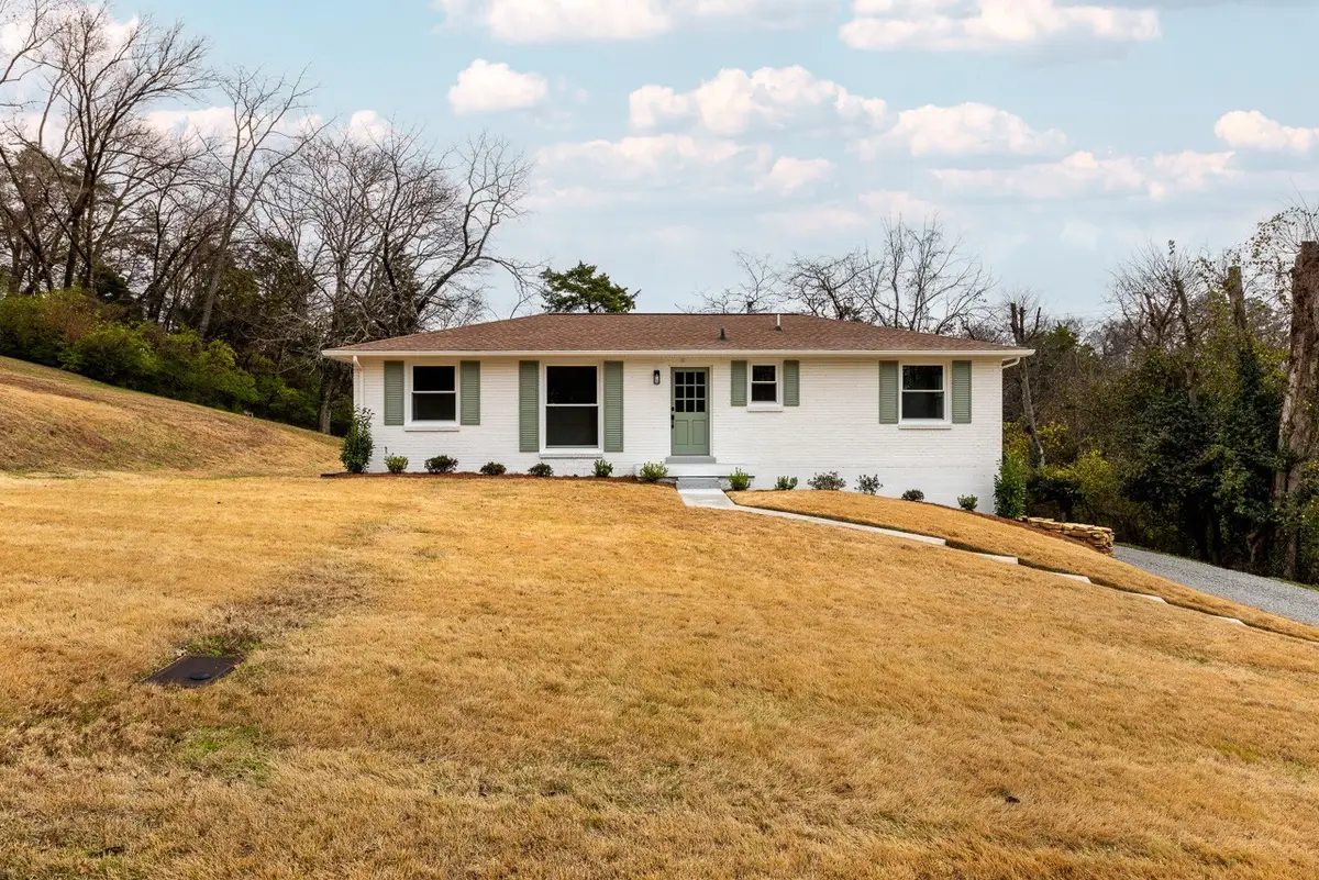 2511 Woodberry Dr, Nashville, TN 37214 - #1