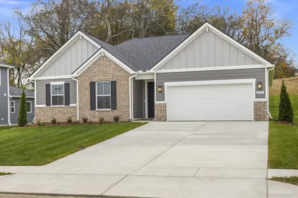 1555 Oak Springs Drive, Columbia, TN 38401