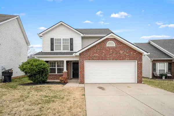 1422 Beaconcrest Cir, Murfreesboro, TN 37128