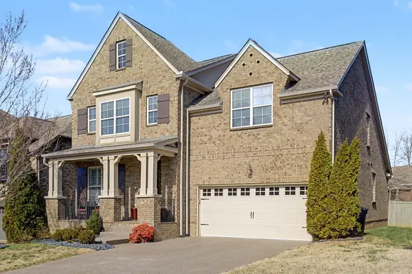 123 Cobbler Cir, Hendersonville, TN 37075