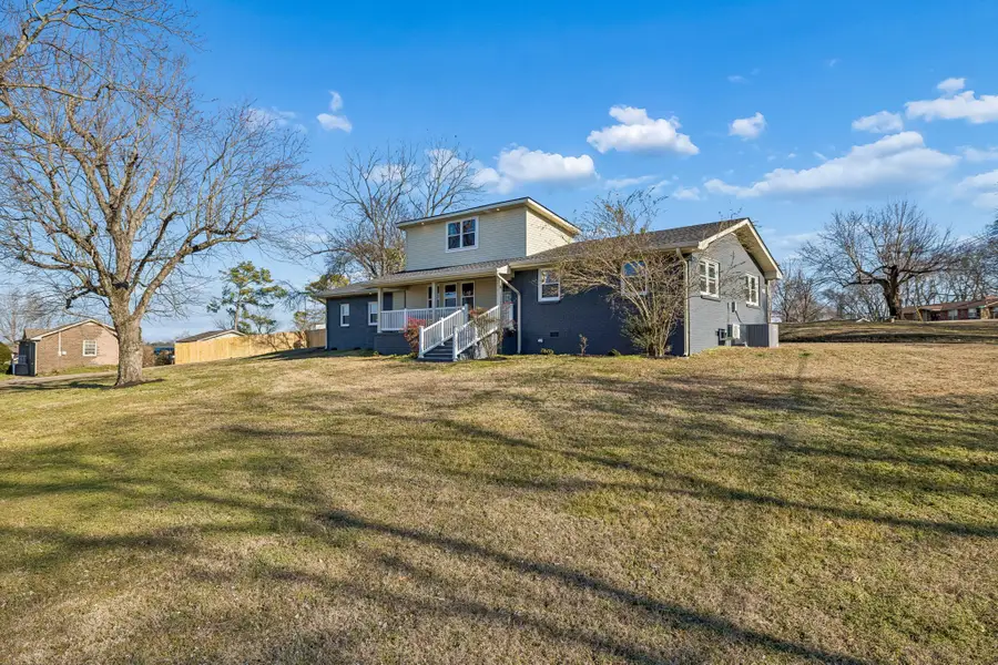 240 Nw Clearview Dr, Mount Juliet, TN 37122 - #2