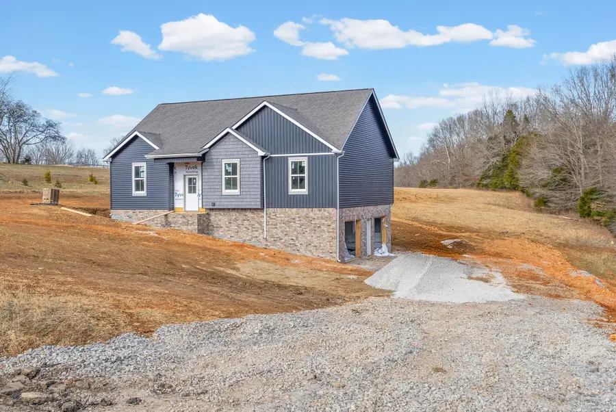 1215 Southside Rd, Southside, TN 37171 - #3