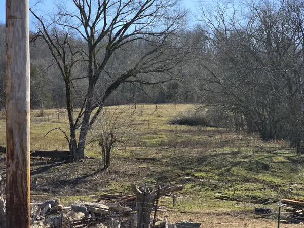 448 Holder Branch Ln, Hartsville, TN 37074