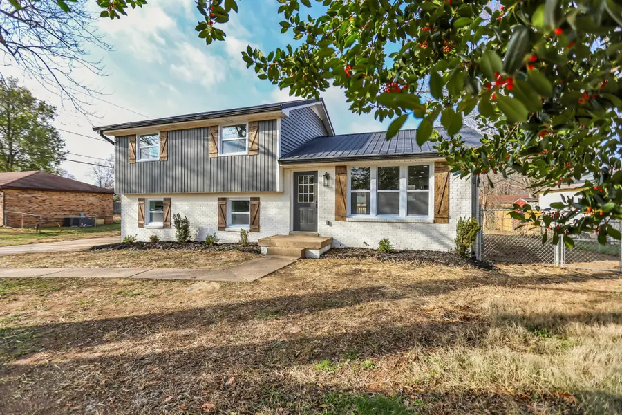 115 James Dr, Clarksville, TN 37042 - #3