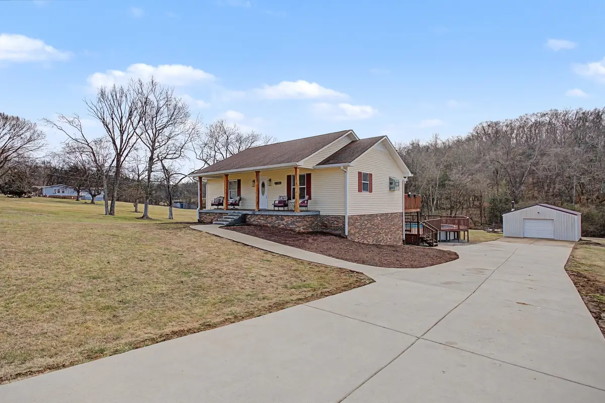 1312 Hamlet St, Mount Pleasant, TN 38474 - #1