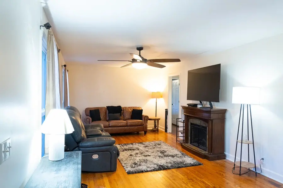 1005 Emily Dr, Goodlettsville, TN 37072 - #2