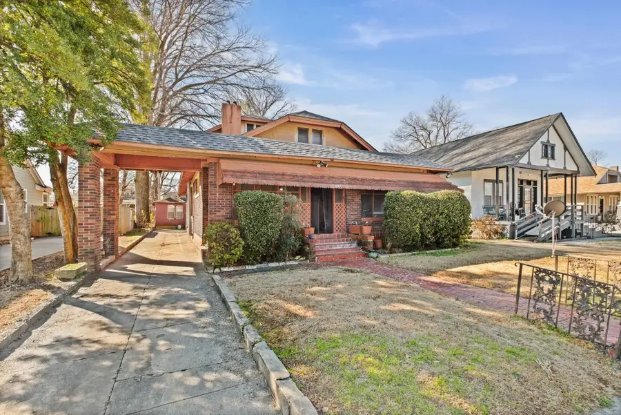 985 Forrest Ave, Memphis, TN 38105 - #2