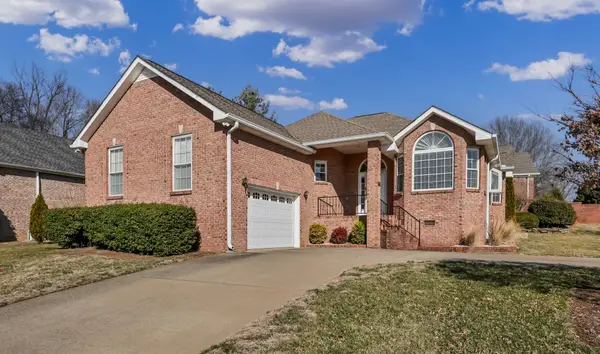 731 Courtland Ave, Clarksville, TN 37043