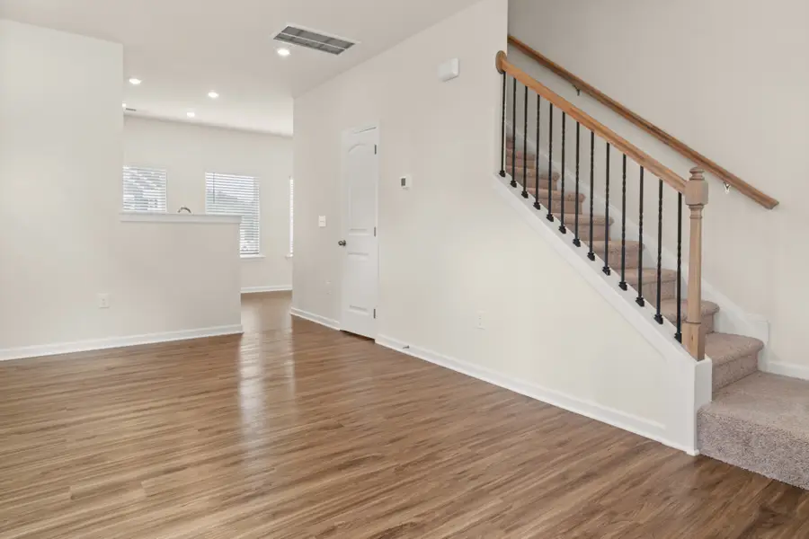 950 Andasia Way, Clarksville, TN 37042 - #2